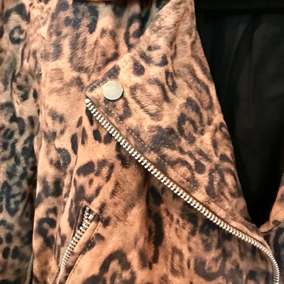Walter Baker Francis Leopard Print Moto Jacket - Picture 5 of 8